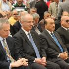 الحمد الله والوكالة الأمريكية للتنمية يفتتاحان شارع بيت إيبا- دير شرف في نابلس