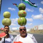 أبو حلوم ... بائع بطيخ محترف