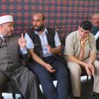 بعد عام على تشكيلها.. وقفة للموظفين بغزة تطالب برحيل الحكومة