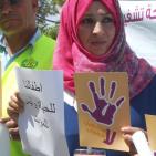 بالصور... وقفة لمكافحة عمالة الأطفال في الخليل