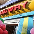 أبناء الشهداء والأسرى يفتتحون مدينة SUBWAY الحديثة للألعاب بمدينة غزة