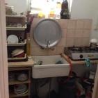 بالصور: جنان ومنة الله طفلتان.. من بقايا الموت بانتظار الحياة