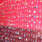 أبو تاج... خمسة عقود في مترين