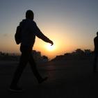 دخول المصلين الى القدس في الجمعة الثالثة من رمضان عبر حاجز قلنديا