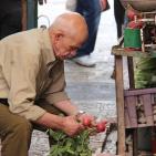 أجواء مدينة نابلس في اليوم الرابع والعشرين من رمضان