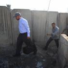 آلاف المصلين يتوافدون للأقصى لإحياء ليلة القدر عبر حاجز قلنديا