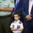 الرئيس يؤدي صلاة العيد ويضع الزهور على قبر الشهيد عرفات