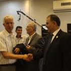 أكبر وفد اقتصادي يصل غزة قادما من الضفة