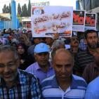 الأكبر منذ 67 عاما.. أكثر من 10 الاف موظف في الاونروا يحتجون على سياستها