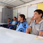 بالصور: أطفال سوسيا يتحدون أوامر الهدم ووزير التربية والتعليم يطلق العام الدراسي من مدرستهم