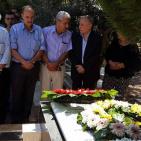 ممثلون عن الفصائل  يزورون ضريح الشهيدابو علي مصطفى في ذكرى  استشهادة