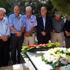 ممثلون عن الفصائل  يزورون ضريح الشهيدابو علي مصطفى في ذكرى  استشهادة