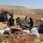 الاحتلال  يشرد  ثلاث اسربهدم مساكن وحظائر لعائلات بدوية شرق رام الله