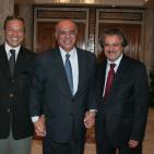 الطيب البكوش وزير الخارجيه التونسي يستقبل سفير  فلسطين سلمان الهرفي  بمناسبة انتهاء مهامه بتونس