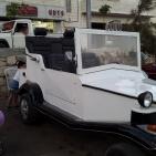 المركبات القديمة في سوق الحرجة في رام  الله