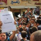 معلمو وطلبة الخليل في وقفة تضامنية مع الأقصى