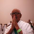 حجاج بيت الله الحرام يتوجهون إلى عرفات