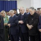 الحمد الله يؤدي صلاة الأضحى في الرئاسة  ويضع إكليلا من الزهور على ضريح الرئيس الراحل عرفات