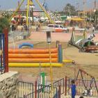 10 اصابات نتيجة سقوط أرجوحة كبيرة في منتج النور بغزة