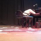 بيرزيت: عرض مسرحية 