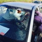 بالصور: اصابة مواطن اثر اعتداء مستوطنين عليه قرب نابلس