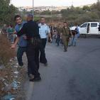 بالصور: المستوطنون يعتدون على الصحفيين في الخليل