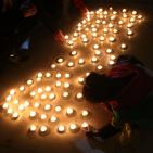 إضاءة شموع على ضريح الشهيد ياسر عرفات في ذكرى استشهاده