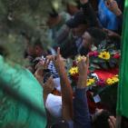 تشييع جثمان الشهيد لافي عوض في قرية بدرس