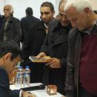 إياس يوسف ناصر يوقع ديوان 