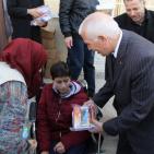 حميد يتفقد المواطنين في حارة جابر