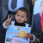 الخليل: وقفة تضامنية مع الصحفي محمد القيق المضرب عن الطعام منذ 48 يوما