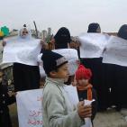 خانيونس: نازحو الزنة يتظاهرون للمطالبة باعمار بيوتهم ووقف معاناتهم