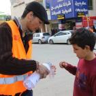 الخليل: المبادرة توزّع 