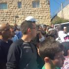 بالصور.. وقفة تضامنية مع أربعة أسرى في صور باهر