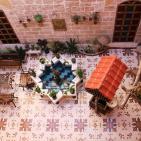 بالفيديو والصور: منزل غزّي على طريقة باب الحارة