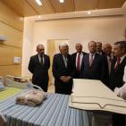 الرئيس محمود عباس يفتتح المستشفى الاستشاري العربي