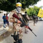 كتائب شهداء الأقصى تنظم عرض عسكري غرب غزة