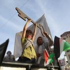 مسيرة مركبات قديمة في رام الله إحياء لذكرى النكبة