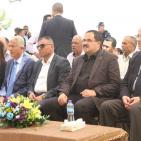 الصور: الحمد الله يضع حجر الأساس لمدرسة الشهداء في قرية بيت وزن- نابلس