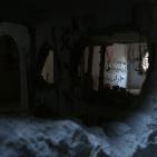 الاحتلال يهدم جدران منزل الشهيد عيسى ياسين في مخيم قلنديا فجر اليوم