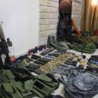 بالصور: الأجهزة الأمنية تضبط كميات من الأسلحة والذخائر في نابلس