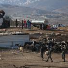 الاحتلال يصادر 6 بركسات سكنية للبدو قرب بلدة جبع شمال القدس