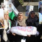 الخليل تطالب بجثامين شهدائها