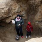 جولة في المقبرة الأثرية الرومانية شمال غزة