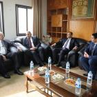 طبيلة يكشف: تفاصيل لقاء وزراء الحكومة مع الوفد المصري بغزة