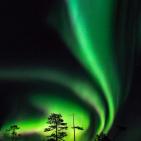 شاهد.. أضواء خلابة تُزين سماء فنلندا