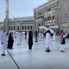 بالصور..  طلائع الحجاج يؤدون طواف القدوم