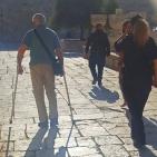 مستوطنون يتقدمهم المتطرف 