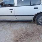 مستوطنون يعطبون إطارات مركبات ويخطون شعارات عنصرية شمال سلفيت