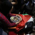 بالصور: موكب جنائزي مهيب في وداع الشهيد محمد غنيم في الخضر